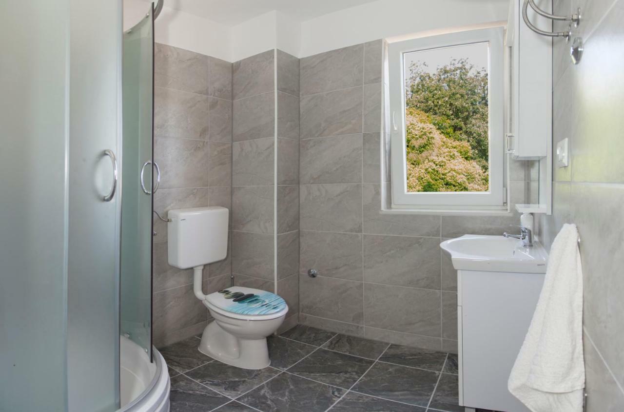 Apartment Ana Спліт Екстер'єр фото