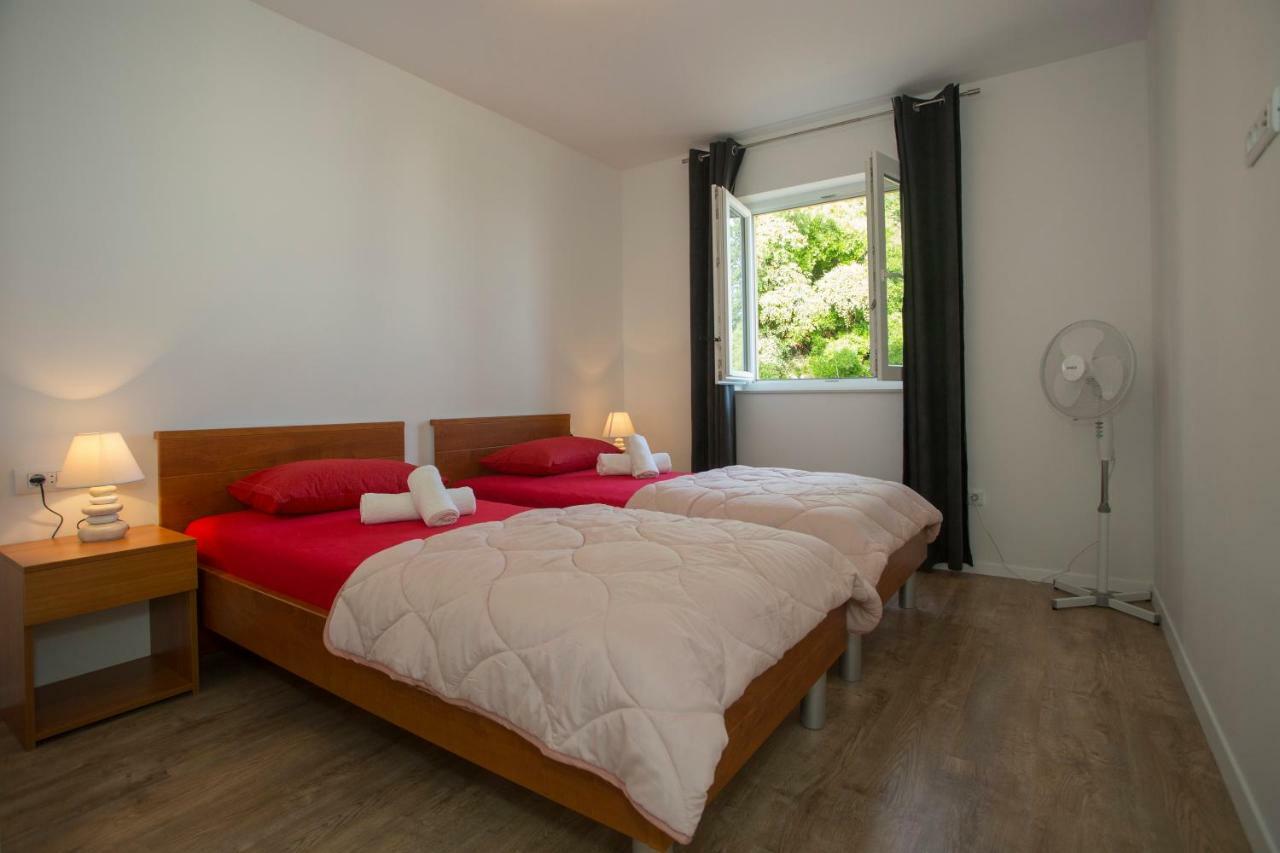 Apartment Ana Спліт Екстер'єр фото
