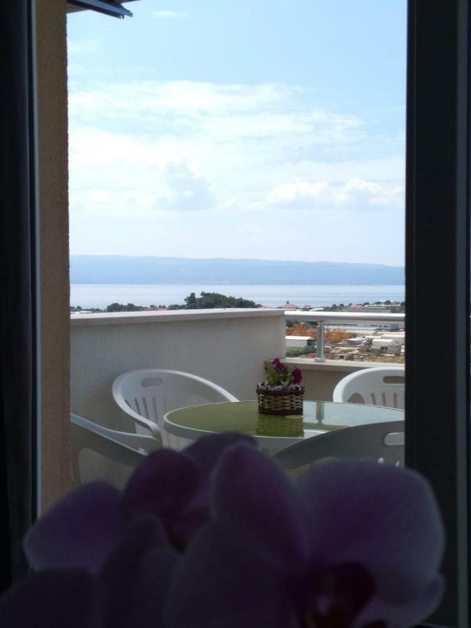 Apartment Ana Спліт Екстер'єр фото